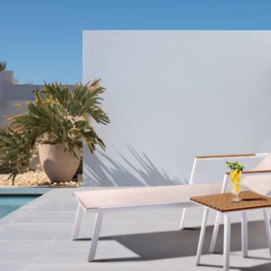 Aspen Outdoor Lounger