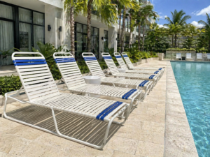 Wholesale Strap Chaise Lounge